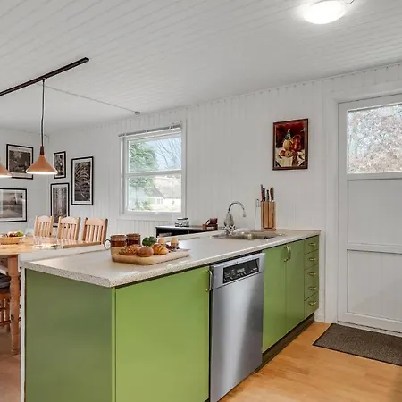 Beautiful In With Kitchen Hébergement de vacances